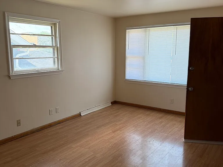 5611 W Burleigh St #5611 — Photo 7
