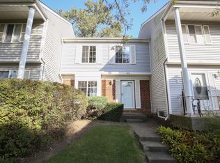 416 Devonshire Ct, Bolingbrook, IL 60440