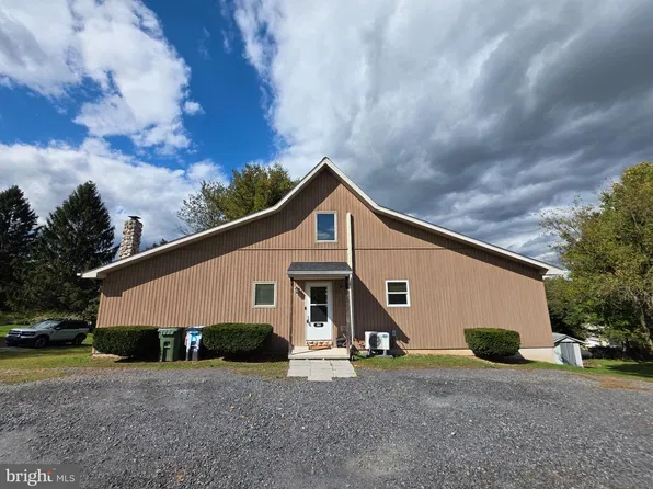 203 Hatchet Cv, Auburn, PA 17922