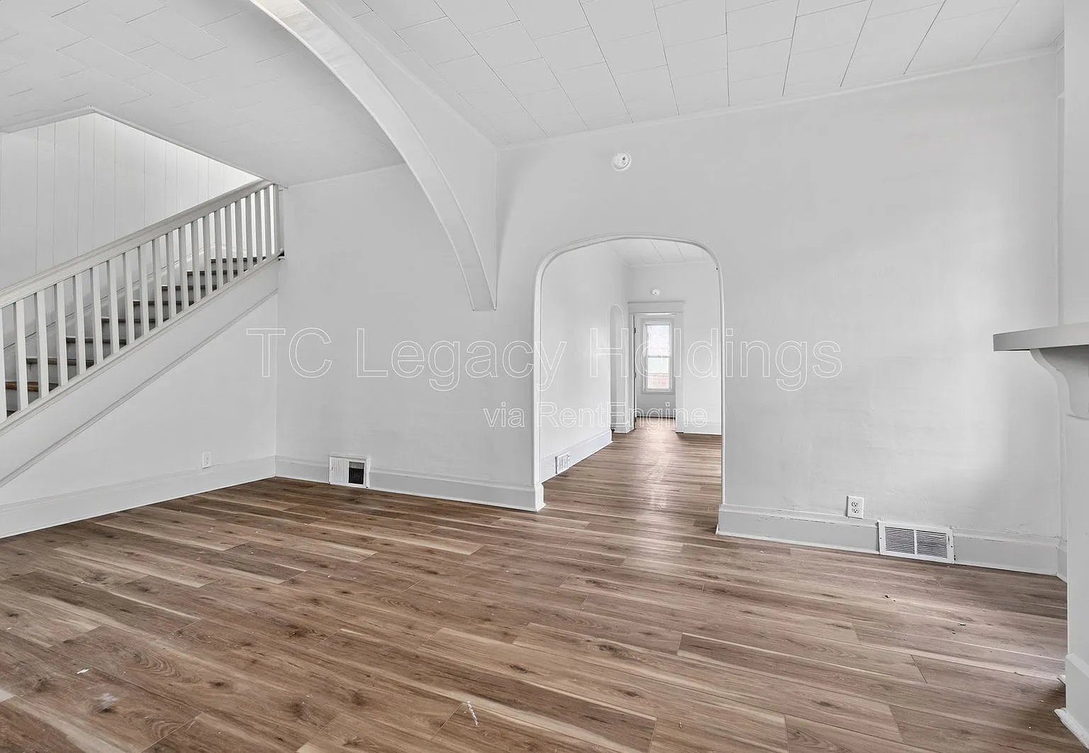 3 bed, 2.0 bath, 1520 sqft, $1,350 — Photo 2