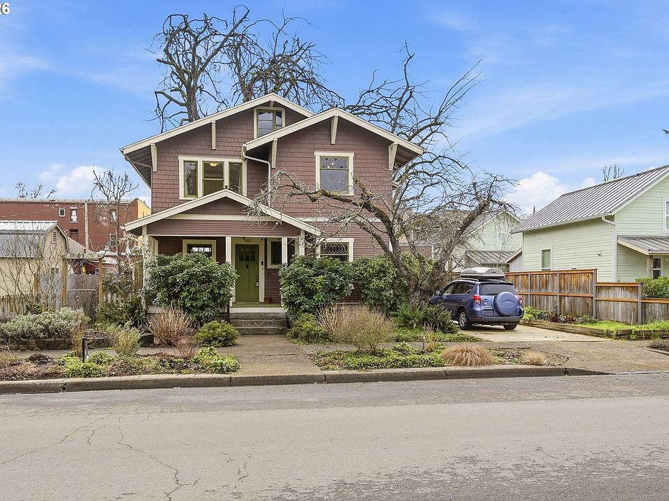 1st image of 835 Ash Ave
