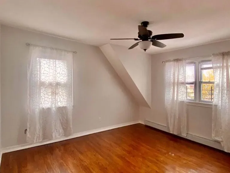 400 Hanover Ave #2 — Photo 4
