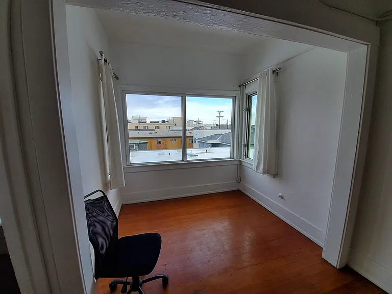 30 Dudley Ave — Photo 9