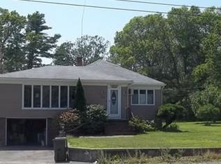 699 State Rd, Westport, MA 02790