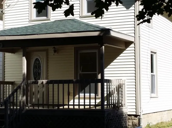 428 Lesher Pl, Lansing, MI 48912