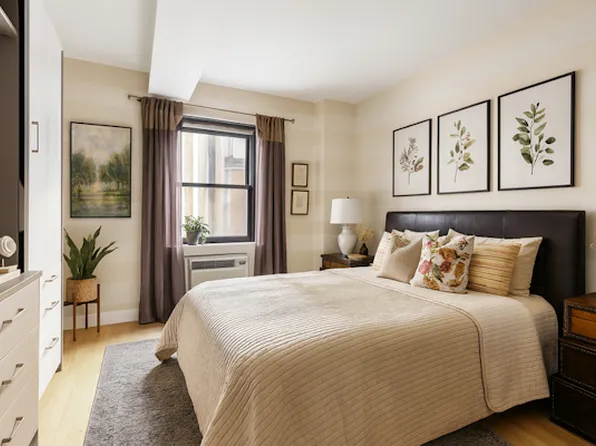 2166 Broadway image 5 of 9