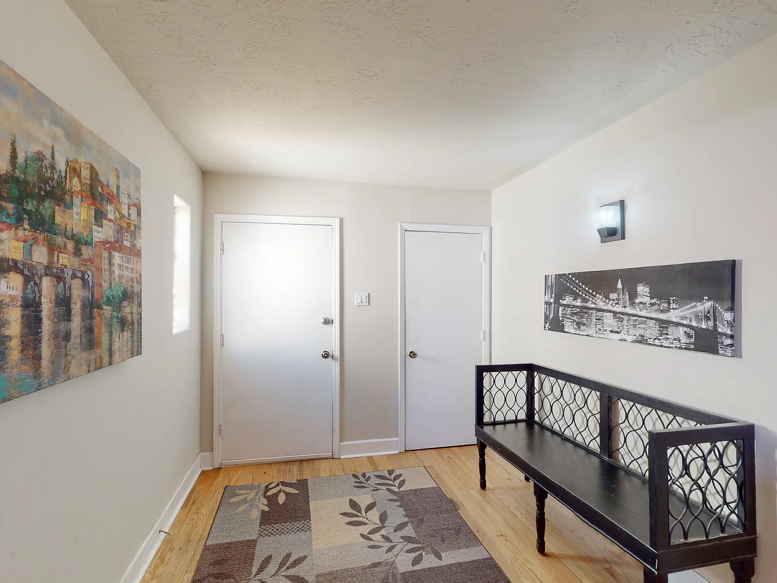 2 bed, 1200 sqft, $2,100 — Photo 3