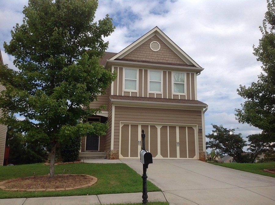 1st image of 238 Tulip Ln