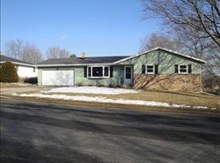 202 Springview Dr, Marshall, WI 53559