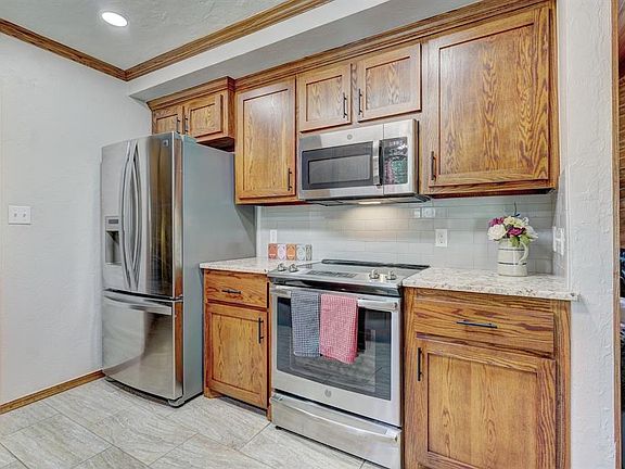 4th image of 3708 60th Ave NE