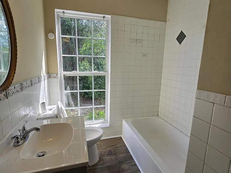 2511 Rhodes Dr — Photo 6