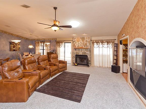 3rd image of 14040 Lake Tilden Blvd