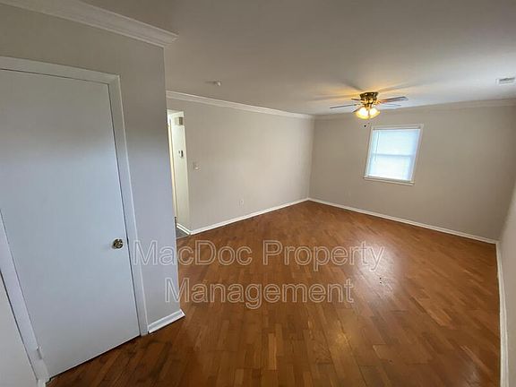 2nd image of 1701 Fort Henry Ct