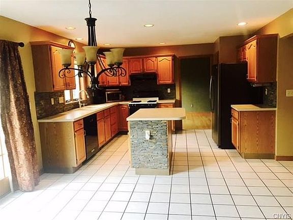 3rd image of 4328 Trout Lilly Ln