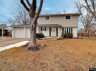 2845 Nicklaus Way, Fremont, NE 68025
