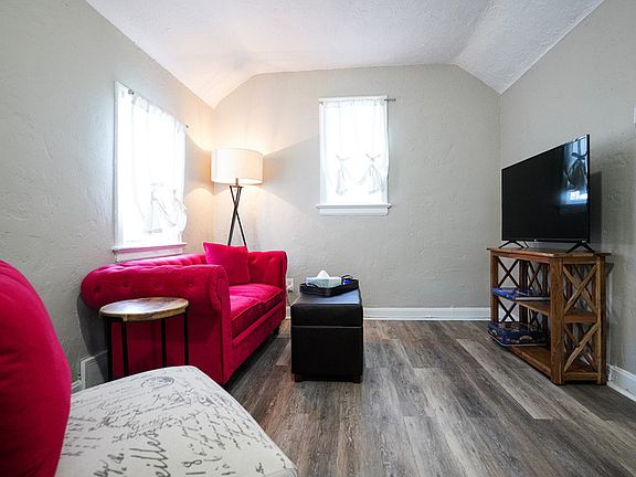 3rd image of 1252 Sage Ave