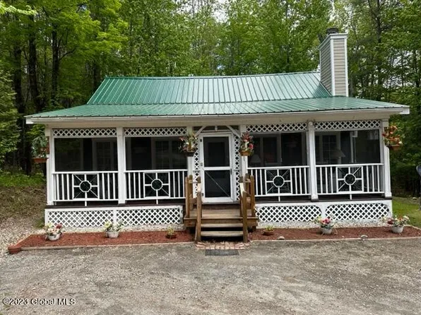 1346 N North Gore Road, North Creek, NY 12853