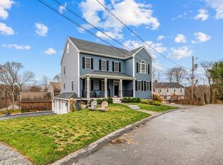 6 Bishop St, Plymouth, MA 02360