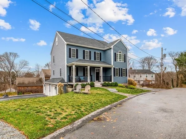 6 Bishop St, Plymouth, MA 02360
