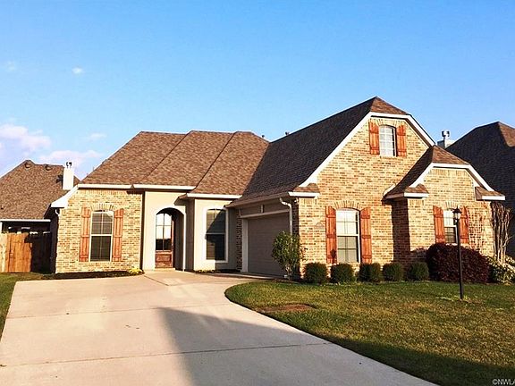 2nd image of 409 Blackwood Cir