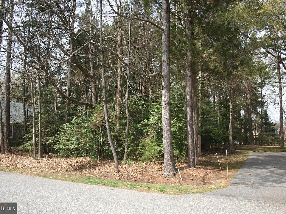 1st image of 14590 Honeysuckle Way