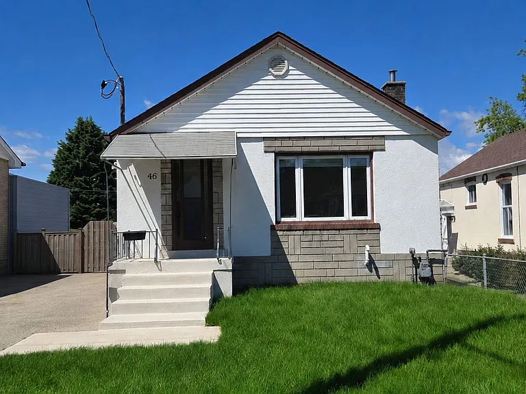 46 Pitt Ave — Photo 26