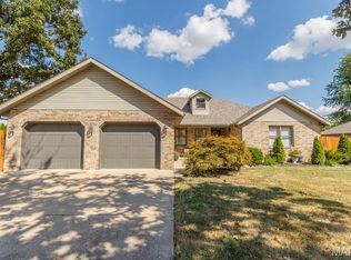 1830 Cypress Dr, Lebanon, MO 65536