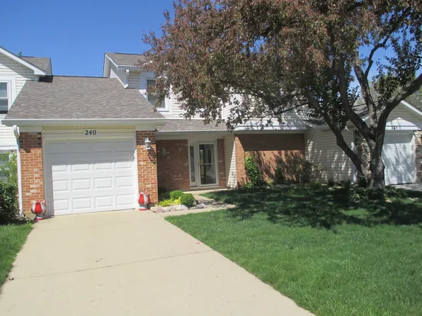 240 Stanyon Ln, Bloomingdale, IL 60108