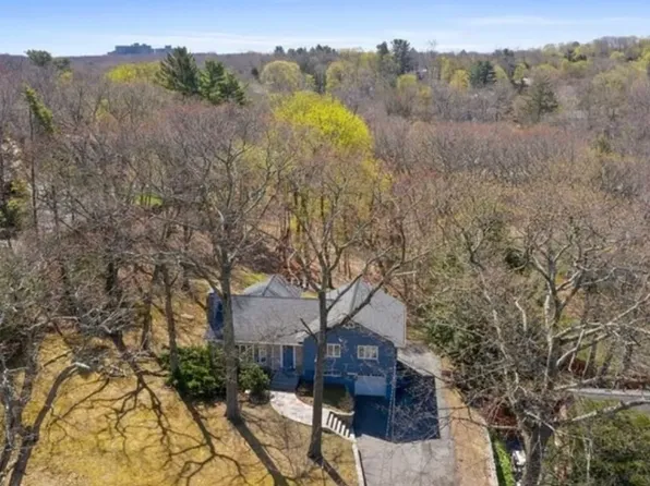 608 Beacon St, Newton, MA 02459