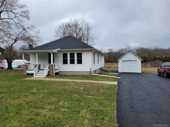 712 State Route 52, Walden, NY 12586