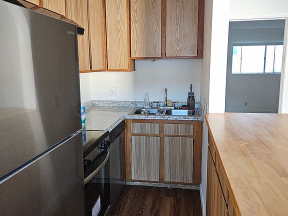 3rd image of 7011 Vassar Ave APT 9