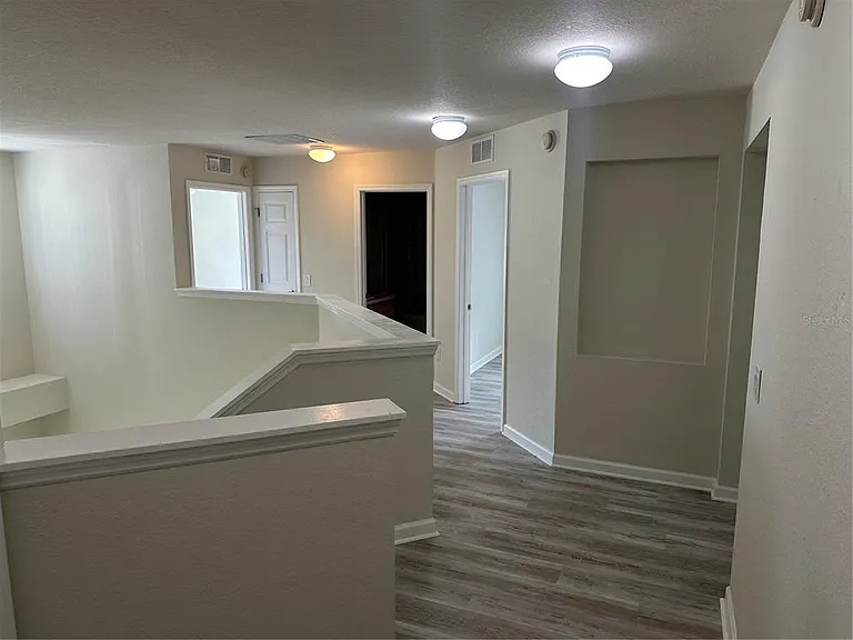 5097 SW 40th Pl — Photo 11