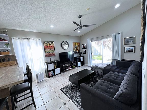 4th image of 4967 SW 32nd Way