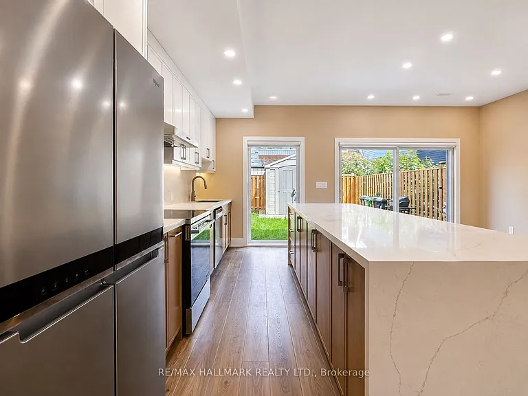 72 Jones Ave #L — Photo 15