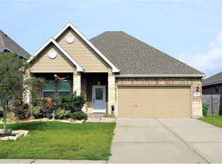 8319 Bay Oaks Dr, Baytown, TX 77523