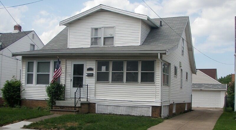 1st image of 13818 West Ave