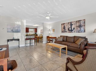801 Hummingbird Way APT 103, North Palm Beach, FL 33408