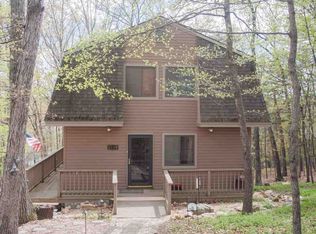 2559 Mountain Dr, Mc Gaheysville, VA 22840