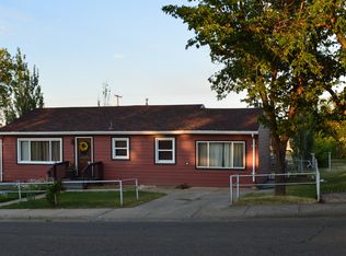 708 S 5th St W, Baker, MT 59313