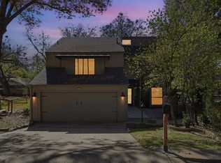 3310 E 68th Pl, Tulsa, OK 74136