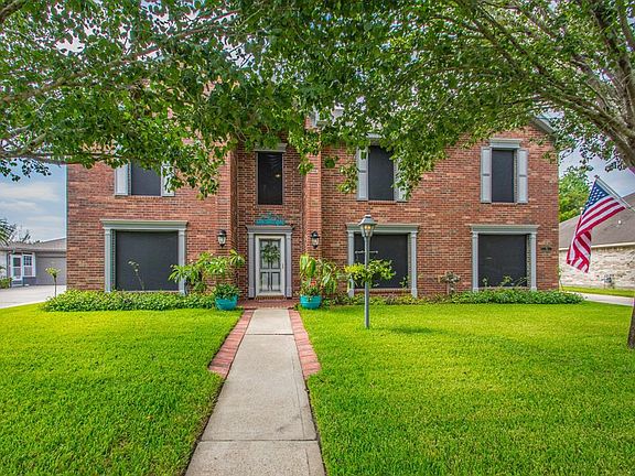 2nd image of 111 Clear Creek Meadows Dr