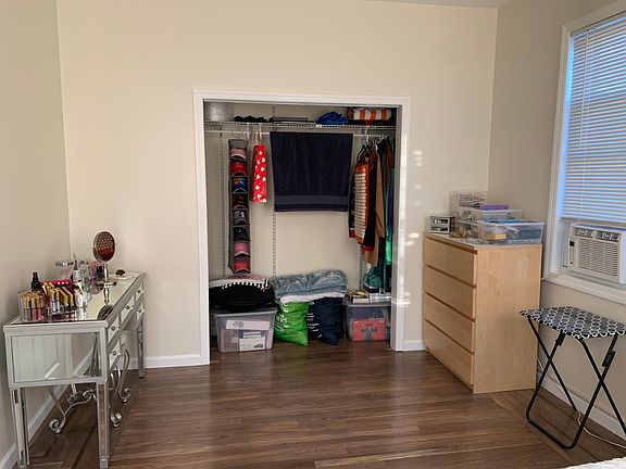 5th image of 229 Sanford Ave Floor 2