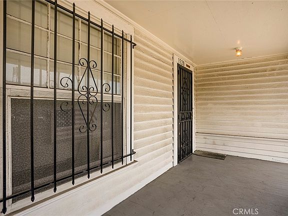 4th image of 1520 W 22nd St