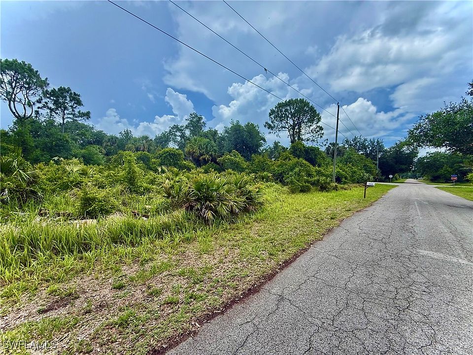 2nd image of 1619 5th Ave