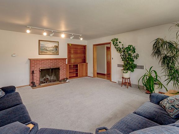 5th image of 505 H St NE