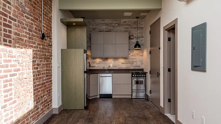 Rented by Nooklyn NYC LLC | media 12