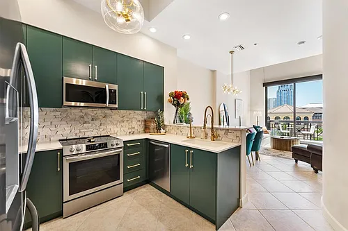 801 S Olive Ave #413 Photo 1