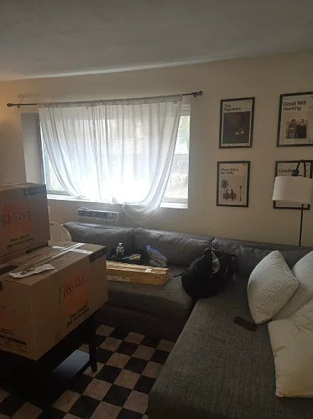2 bed, 746 sqft, $2,300 — Photo 4