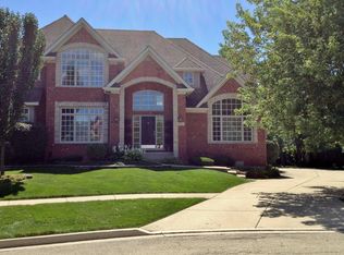 2575 Katie Ct, Aurora, IL 60502