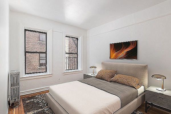 1st image of 4791 Broadway #51